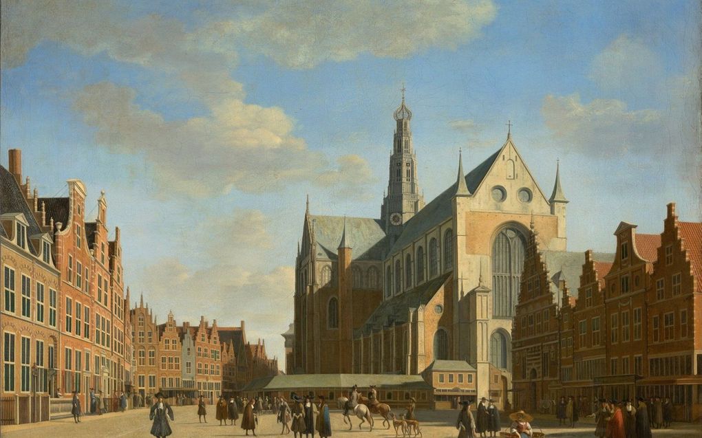 De Grote of St.-Bavokerk met de Grote Markt te Haarlem geschilderd door Gerrit Adriaensz Berckheyde (1696). Het grote raam aan de westzijde is nog niet dichtgemetseld voor de plaatsing van het Müllerorgel. beeld WBooks/Frans Hals Museum