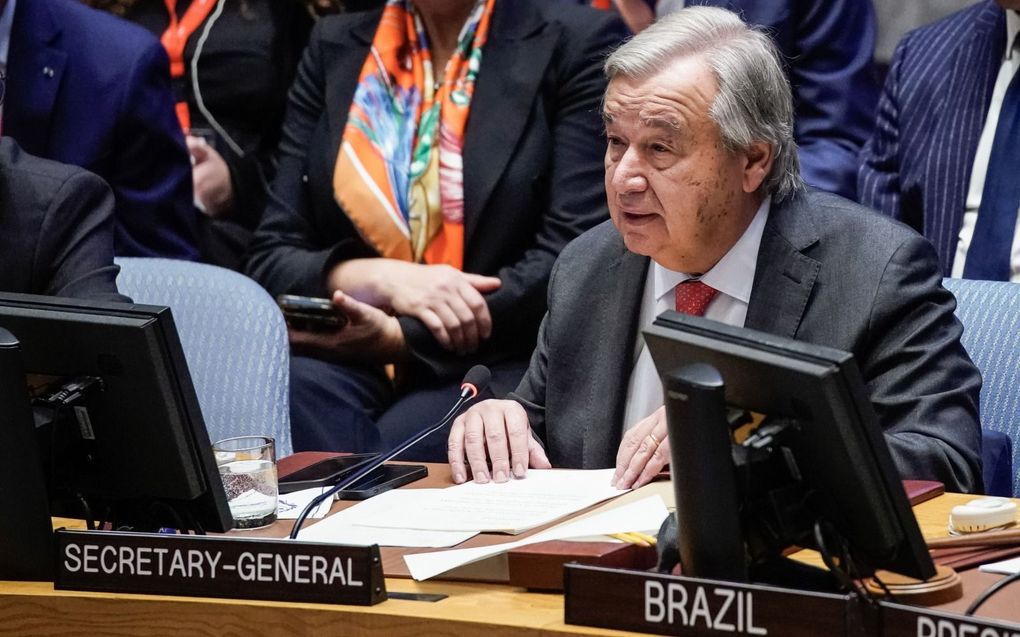 Israël is boos op VN-topman Guterres (foto), omdat hij zei dat de aanval van Hamas „niet in een vacuüm” was gebeurd. beeld EPA, Eduardo Munoz