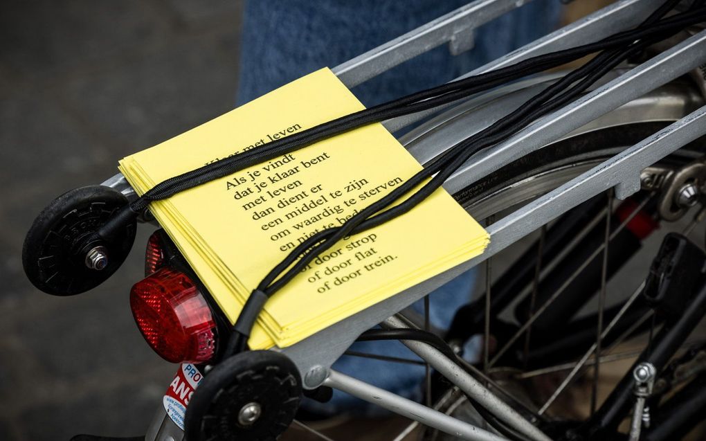 Een flyer tijdens een ‘Mars voor zelfbeschikking’ eerder dit jaar in Den Bosch. beeld ANP ROB ENGELAAR