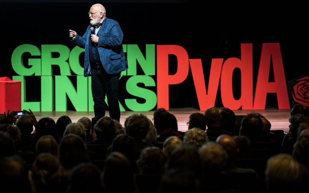 Frans Timmermans, lijsttrekker van GroenLinks-PvdA, op een campagnebijeenkomst in Groningen. beeld ANP, Siese Veenstra