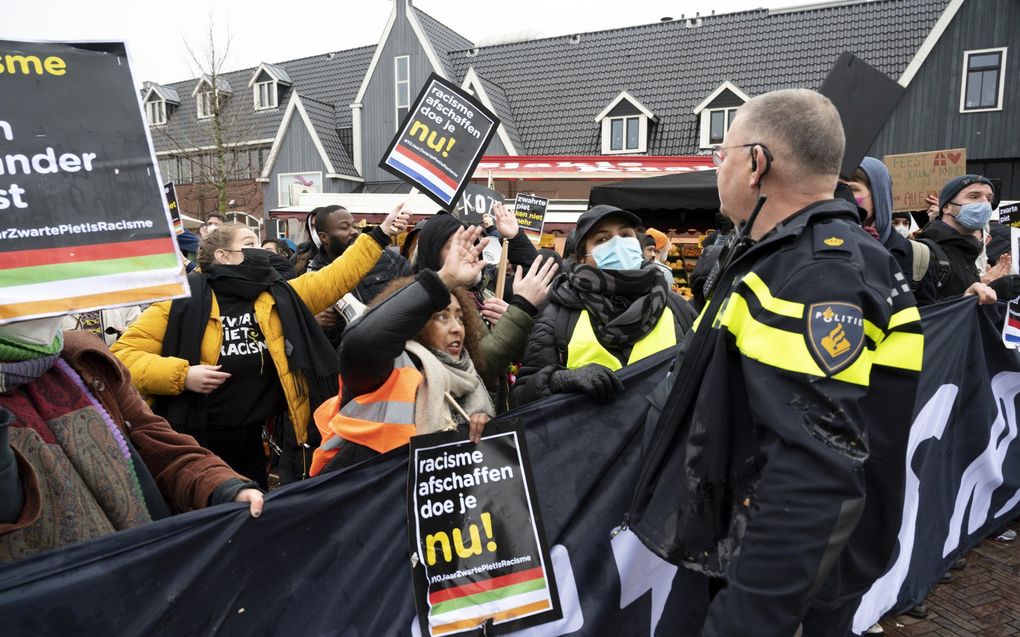 Demonstratie van KOZP in Volelndam in 2021. beeld ANP, Evert Elzinga