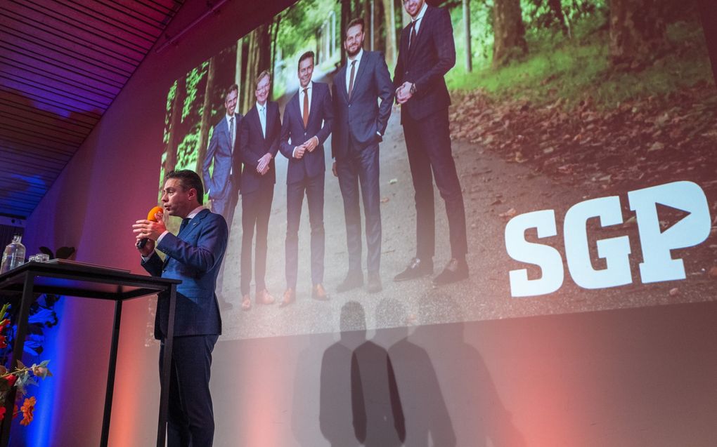 „Opvallend was dat de SGP vorige week ongeschonden uit de verkiezingsstorm tevoorschijn kwam. Over het geheel genomen is zij er meer in geslaagd om bij haar kern te blijven.” beeld ANP, Vincent Jannink