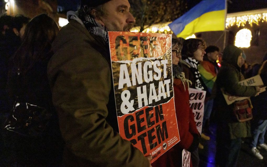 Daags na de verkiezingswinst gingen demonstranten in Nijmegen de straat op. beeld ANP, Marcel Krijgsman