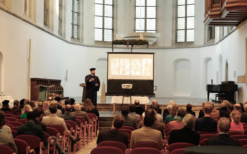 De viering van de 169e Dies Natalis van de Theologische Universiteit Utrecht (TUU) vond plaats in de Janskerk te Utrecht. Hoofdspreker was de Amerikaanse theoloog dr. Matthew J. Kaemingk. beeld Arjen Zijderveld