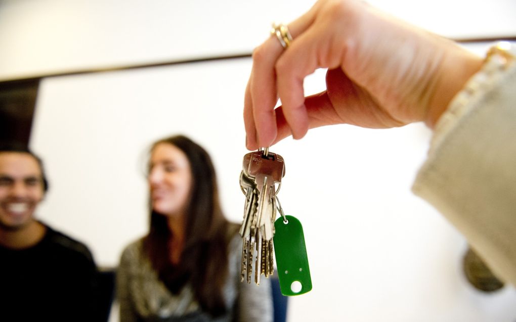 Een koper kan met hulp van familie meer bieden voor een huis. beeld ANP, Robin Utrecht