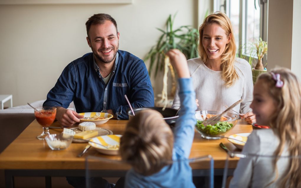 „De taak van de man ligt vooral in het aanbrengen en bewaken van orde, terwijl de vrouw toegerust is voor het scheppen van verbinding en eenheid.” beeld iStock