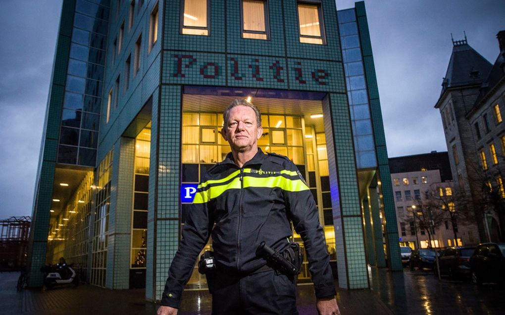 De Rotterdamse politiechef Fred Westerbeke over plegers van explosies: „Ze riskeren meerdere jaren gevangenisstraf. En dat voor vaak maar een paar honderd euro.” beeld Arie Kievit