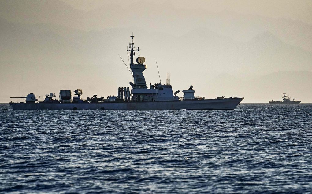 Een Israëlisch marineschip patrouilleert in de Rode Zee voor de kust van de zuidelijke havenstad Eliat van Israël. beeld AFP, Alberto Pizzoli