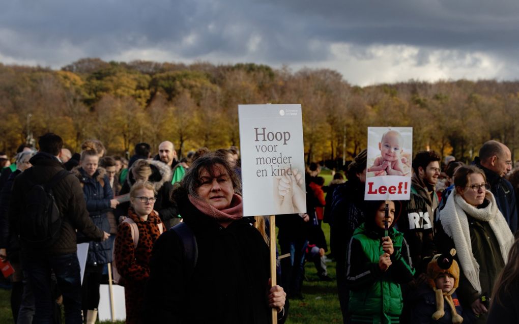 Mars voor het Leven, vanaf het Malieveld in Den Haag. Het aantal abortussen is recent sterk gestegen. Verminderd gebruik van anticonceptie zou daarin een rol kunnen spelen. beeld Dirk Hol