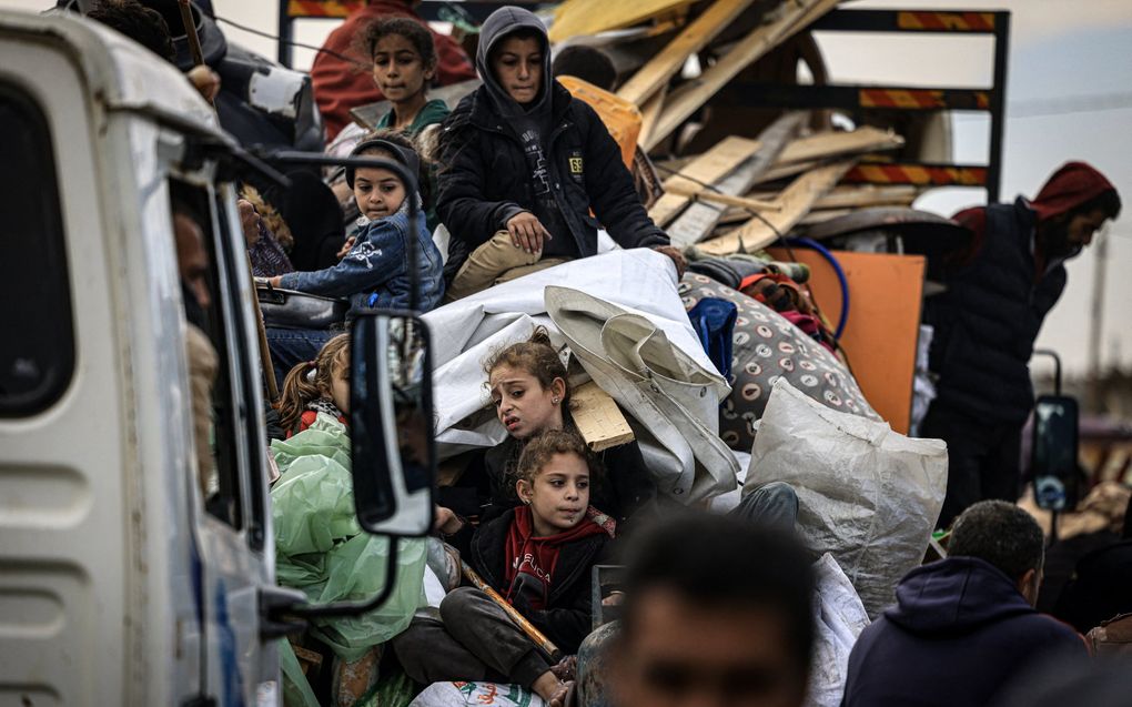 Palestijnen op de vlucht. beeld AFP