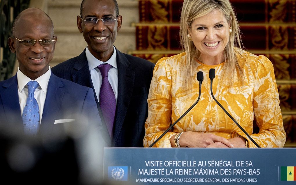 „Máxima’s VN-rol wringt hevig met haar rol als koningin.” Foto: koningin Máxima op bezoek in Senegal, in haar functie van speciale pleitbezorger van de secretaris-generaal van de VN voor inclusieve financiering voor ontwikkeling. beeld ANP, Koen van Weel