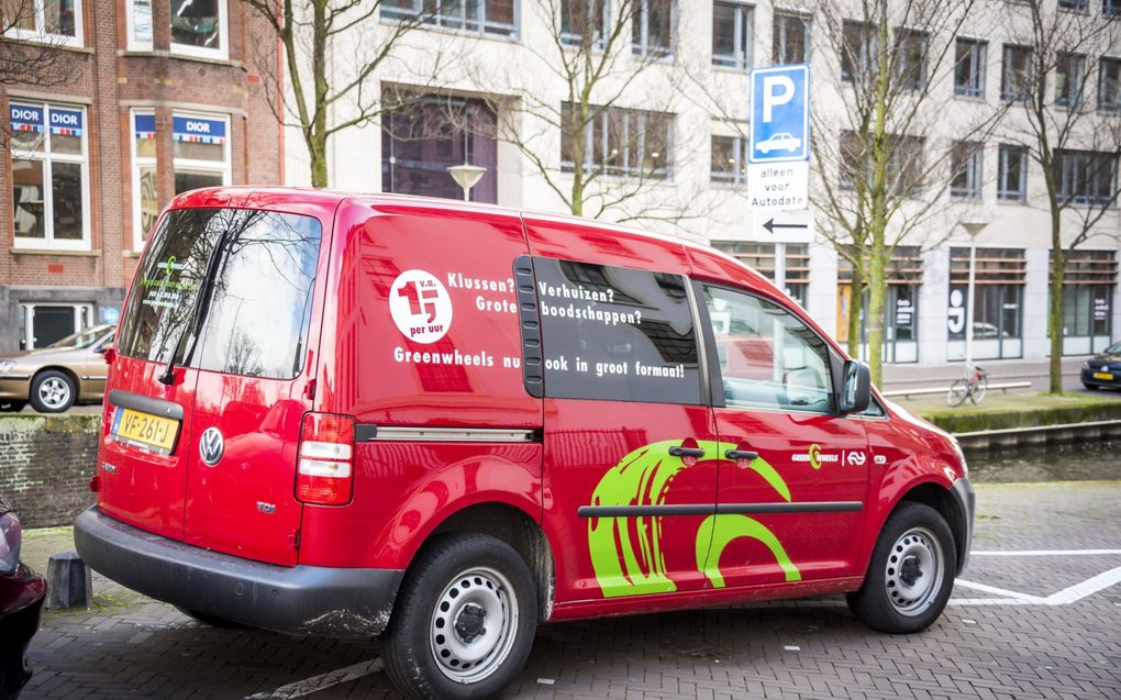 Deelauto’s zijn ook als bestelwagen beschikbaar. beeld ANP, Lex van Lieshout