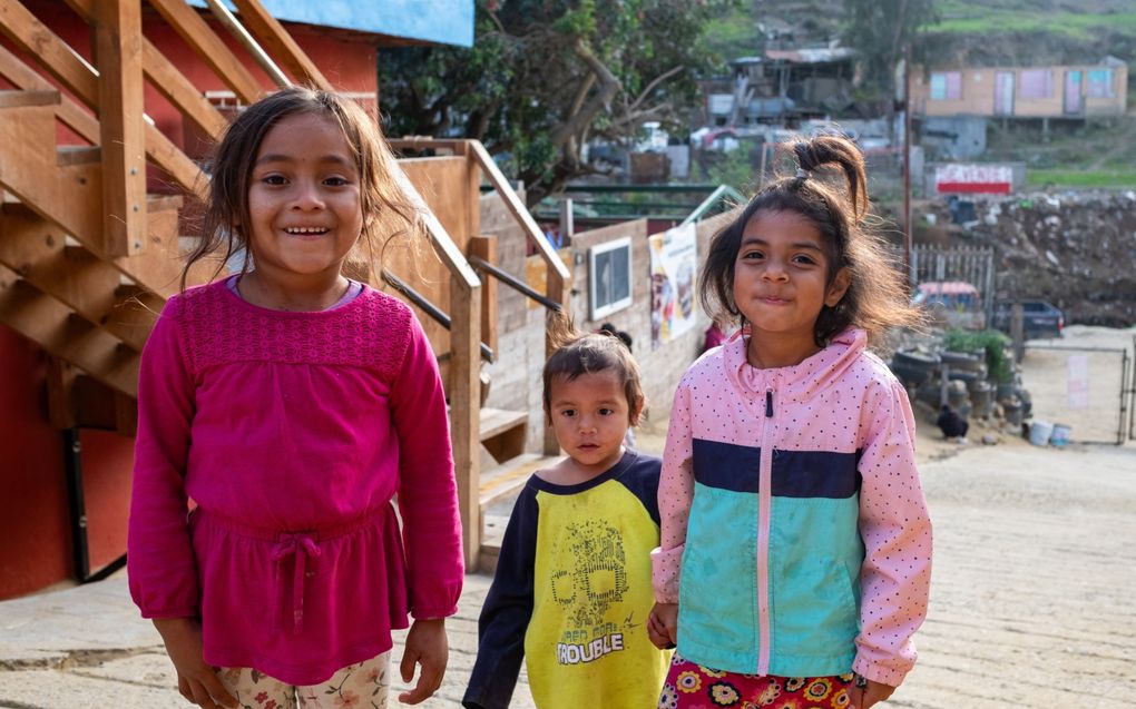 Migrantenkinderen in het kamp. beeld Ynske Boersma