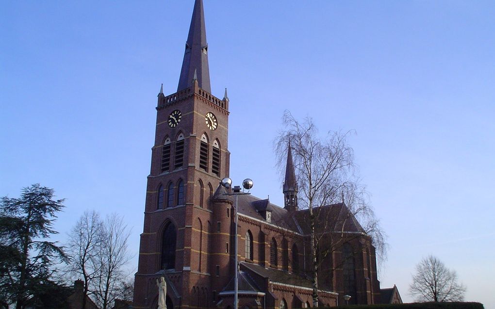 De Sint-Jan de Doperkerk in Oerle. beeld Wikimedia