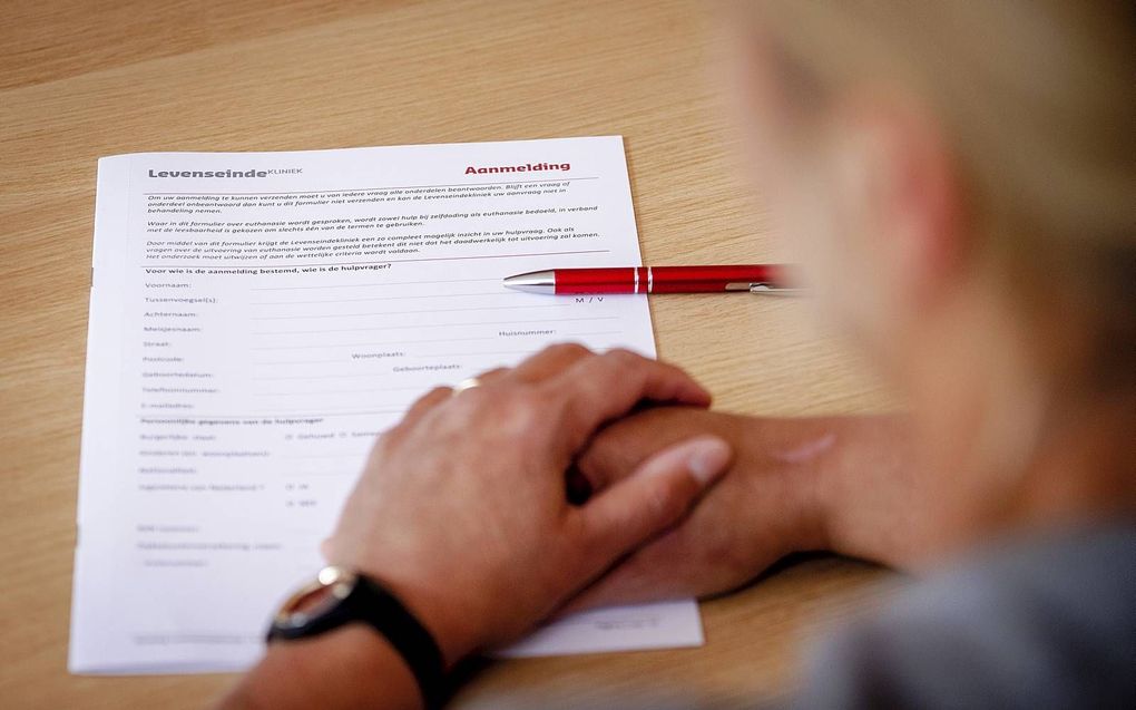 Er zijn situaties waarin een oudere een doodwens uitspreekt, terwijl deze wens voortkomt uit bepaalde psychiatrische omstandigheden en de wens daarom niet authentiek is. beeld ANP, Robin van Lonkhuijsen