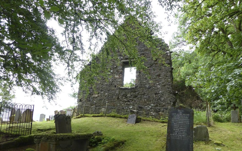 Het inmiddels vervallen kerkje in Lochcarron. beeld ancientmonuments.uk