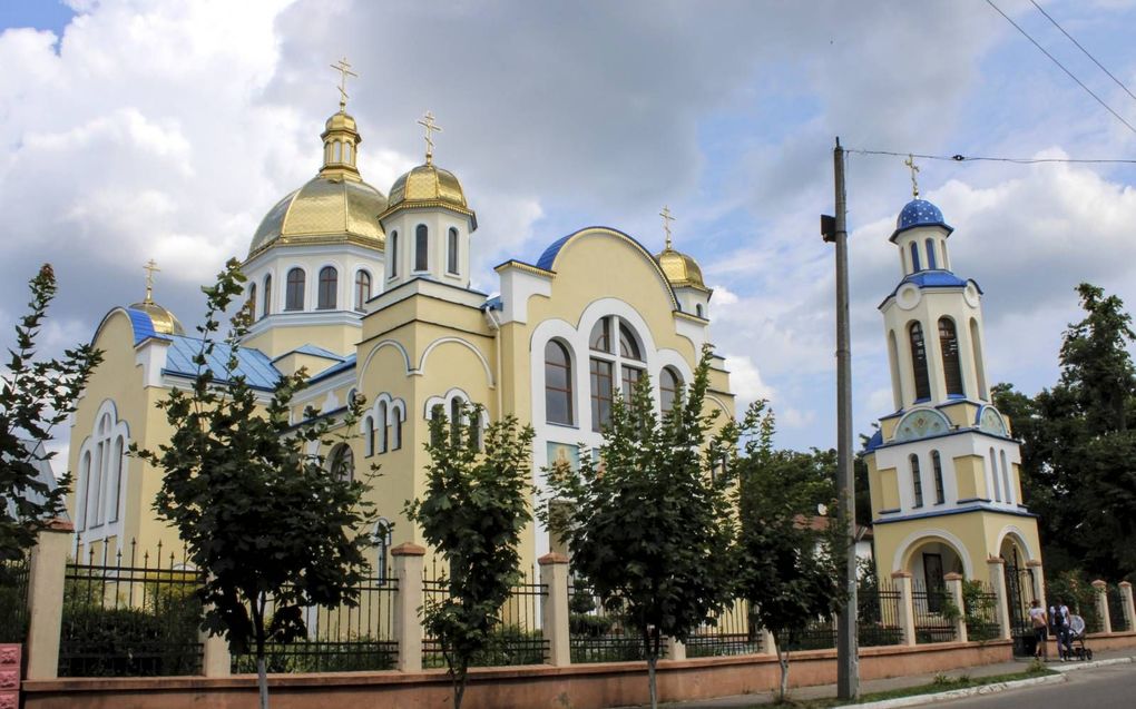 De Petrus en Pauluskerk in de West-Oekraïense plaats Zjovkva. beeld Floris Akkerman