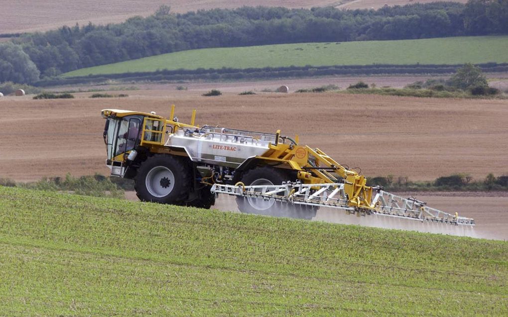 Groente- en fruittelers zijn afhankelijk van effectieve gewasbeschermingsmiddelen. Een verbod op chloorpyrifos komt daardoor slecht uit. beeld Wikimedia, Lite-Trac