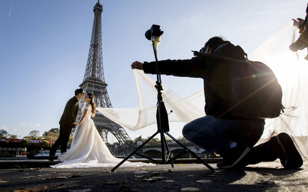 Opkomende trends zijn de weddingplanner en de professionele ceremoniemeester. Ook de trouwvideo wordt populairder. beeld ANP, Bart Maat