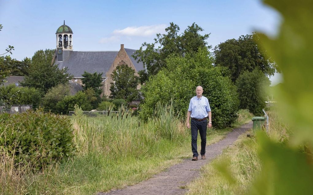 A. J. Boele kent de kerkgeschiedenis van Waarder. beeld Erik Kottier