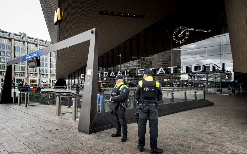 Politie in Rotterdam. beeld ANP, Koen van Weel