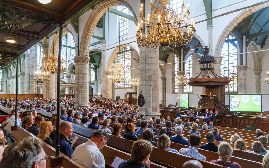 Docenten van Driestar Hogeschool en Driestar College hielden vrijdag vanwege het 75-jarig bestaan een gezamenlijke docentenbijeenkomst in de Goudse Sint Jan. beeld Cees van der WalDocenten van Driestar Hogeschool en Driestar College hielden vrijdag vanweg