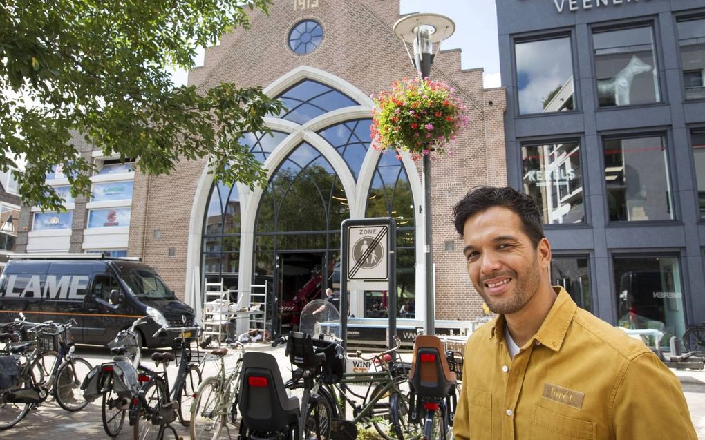 Ferry Gerritsen is commercieel directeur van het gebouw van de voormalige christelijke gereformeerde Pniëlkerk in het centrum van Veenendaal. Eigenaar is Basiliek Veenendaal BV. beeld RD, Anton Dommerholt
