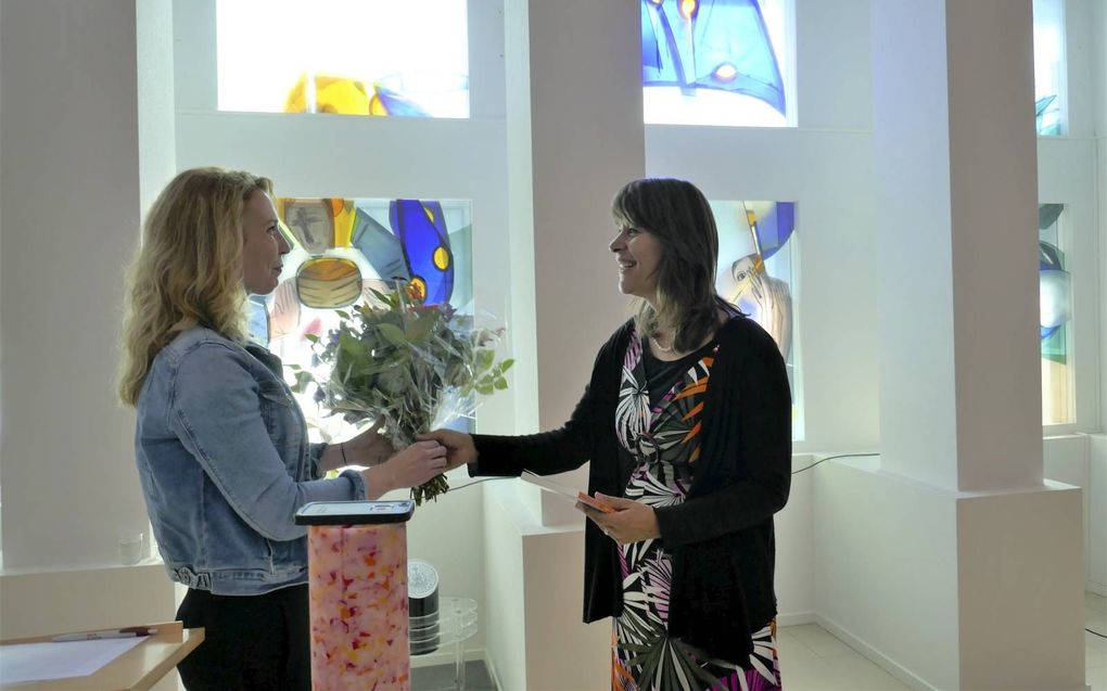 Marleen Anthonissen-van der Louw (r.) presenteerde vrijdag in Utrecht haar ”Dagboek uit Jeruzalem – het leven van een pastoraal werker in de Heilige Stad”. beeld RD