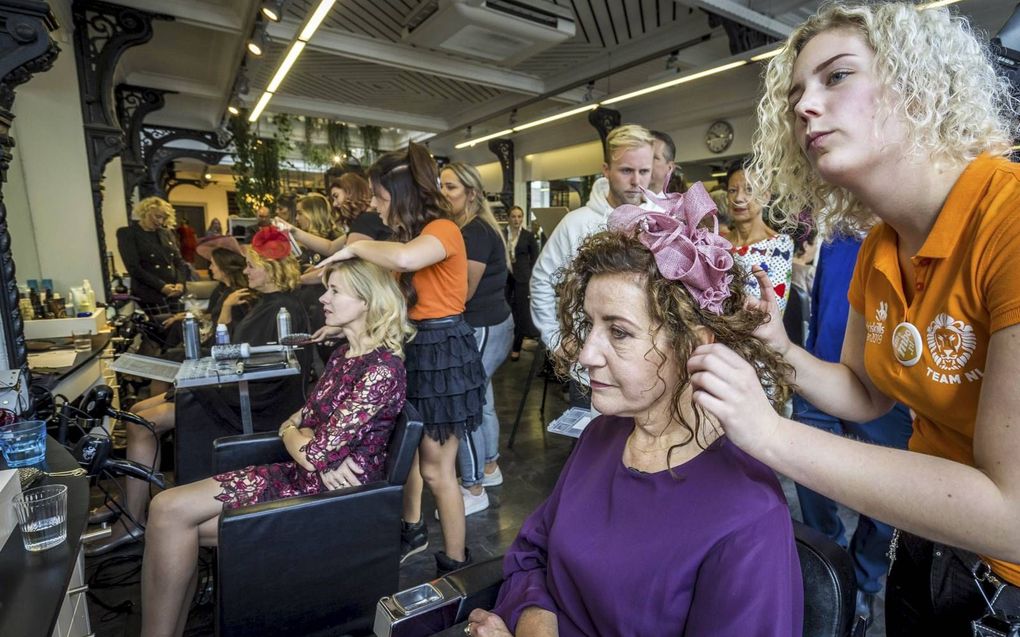 Mbo’ers stylen bewindslieden op Prinsjesdag. beeld ANP