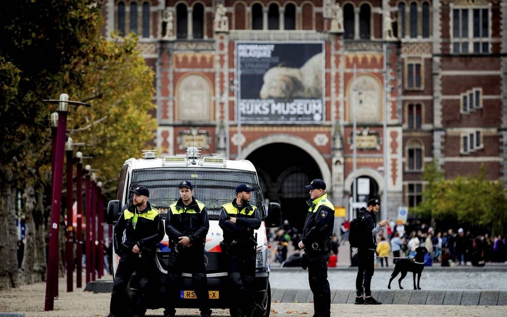 Zijn christenen niet te veel hun vertrouwen op de macht van partijen en overheden gaan vestigen als het gaat om het creëren van een veilige samenleving? beeld ANP, Robin van Lonkhuijsen