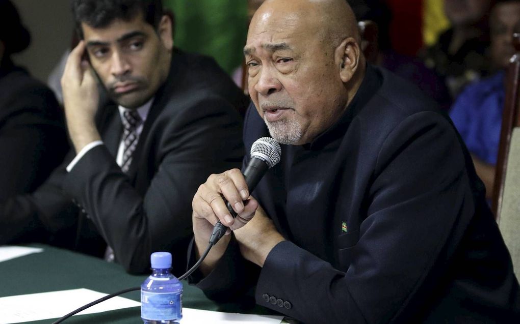 Desi Bouterse reageert tijdens een persconferentie op zijn veroordeling van 20 jaar cel, kort nadat hij was aangekomen uit China. beeld ANP, Ranu Abhelakh