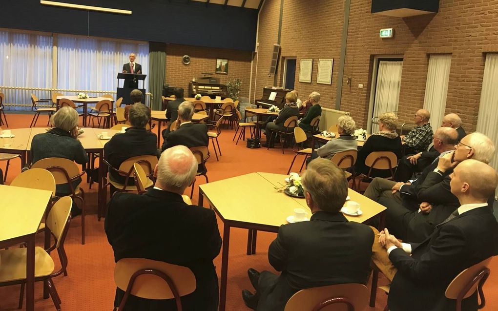 Dr. Henk Post presenteerde vrijdag zijn boek over Prediker. beeld RD