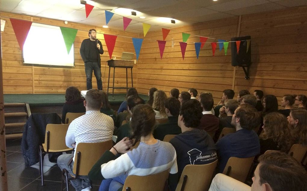 Dr. Mark Dechesne sprak vrijdag op de winterconferentie van de CSFR in Lunteren.  beeld RD