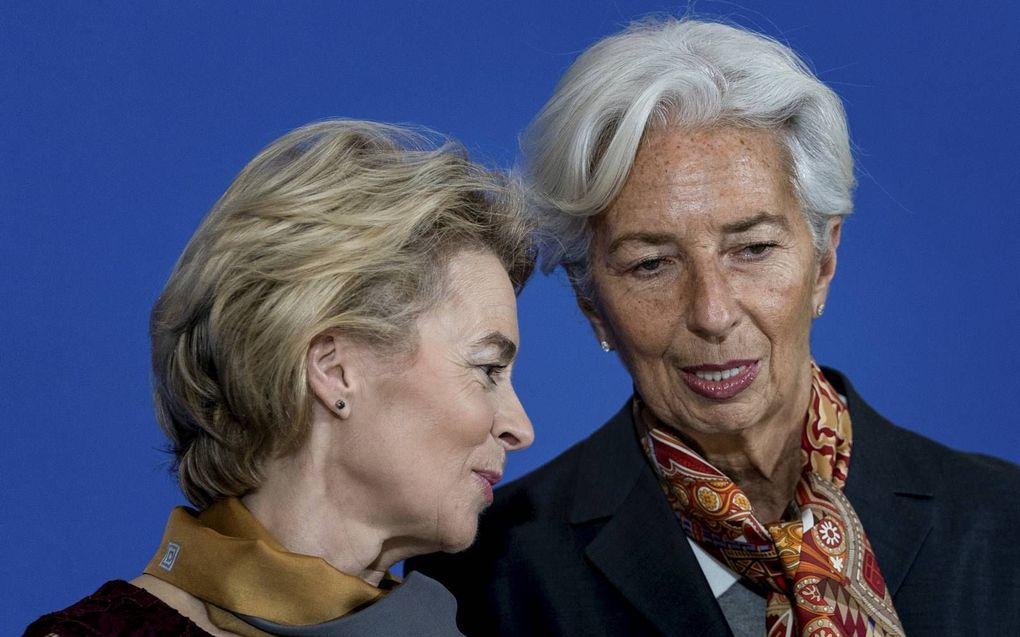 Von der Leyen (l.) en Lagarde. beeld AFP, Kenzo Tribouillard