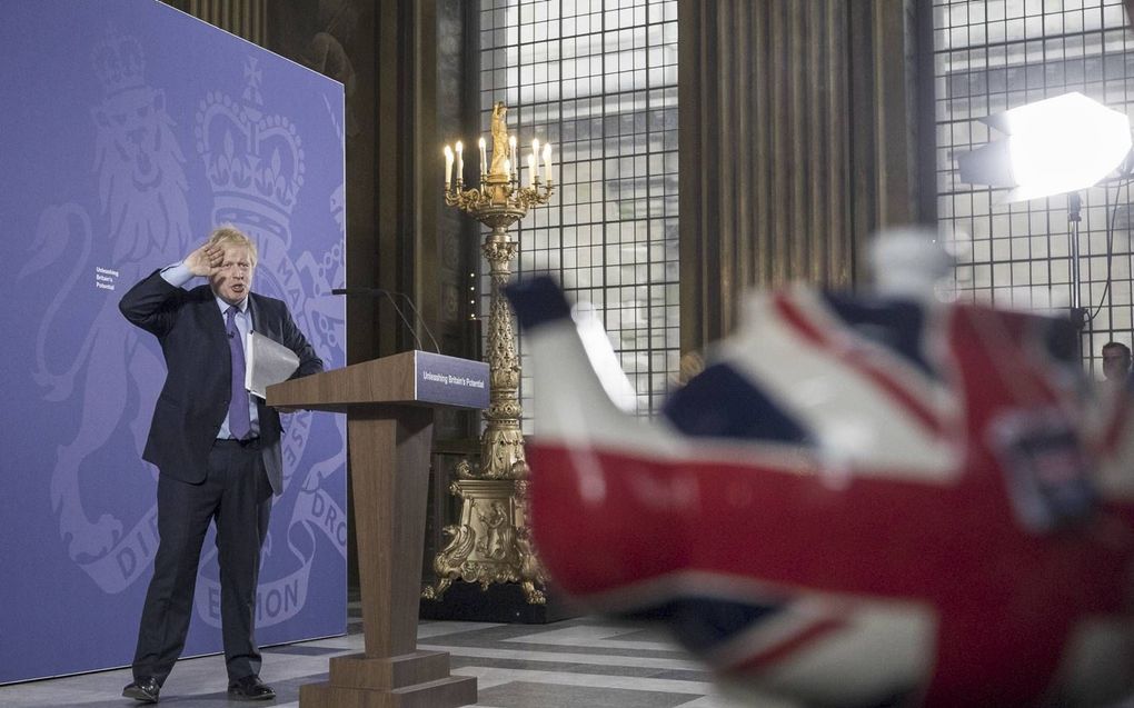 De Britse premier Boris Johnson maakte maandag in Londen de positie van het Verenigd Koninkrijk in de onderhandelingen bekend. beeld EPA, Jason Alden