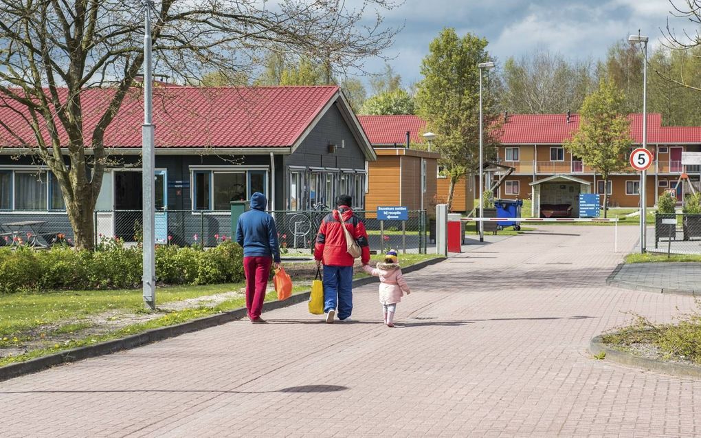 Stichting Gave adviseert alle activiteiten met vluchtelingen af te gelasten en geen asielzoekers te bezoeken. „Het risico op besmetting met het coronavirus is heel groot in een azc.” beeld ANP, Ginopress