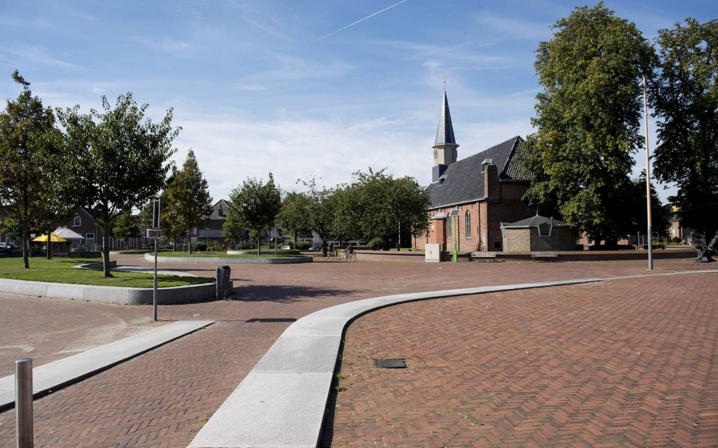 Verlaten plein in het centrum van de Groningse stad Delfzijl. De provincie Groningen heeft te kampen met een daling van het bevolkingsaantal en een toenemende vergrijzing. beeld ANP, Piroschka van de Wouw