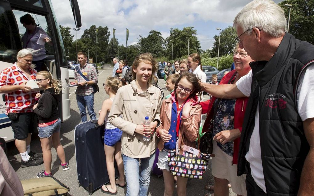 Al bijna zestig jaar komen er elke zomer bussen vol kinderen uit onder meer Duitsland naar Nederland. De kinderen brengen enkele weken door in een vakantiegezin. Vanwege de coronacrisis zijn de reizen voor deze zomer geannuleerd. beeld RD, Anton Dommerhol