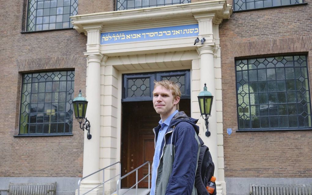 „We zijn heel close met elkaar en de sfeer is haast intiem”, zegt rechtenstudent Robert over zijn tweede studie, Hebreeuws en Joodse studies. beeld Sjaak Verboom