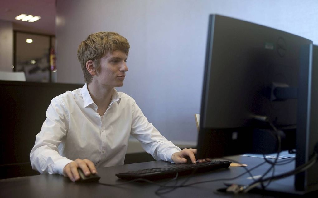 Piet Hanegraaf„Sommigen zullen mij misschien een nerd vinden, maar ik ben blij dat ik de talenten heb gekregen om deze studie en dit werk te doen.” beeld Henk Bouwman