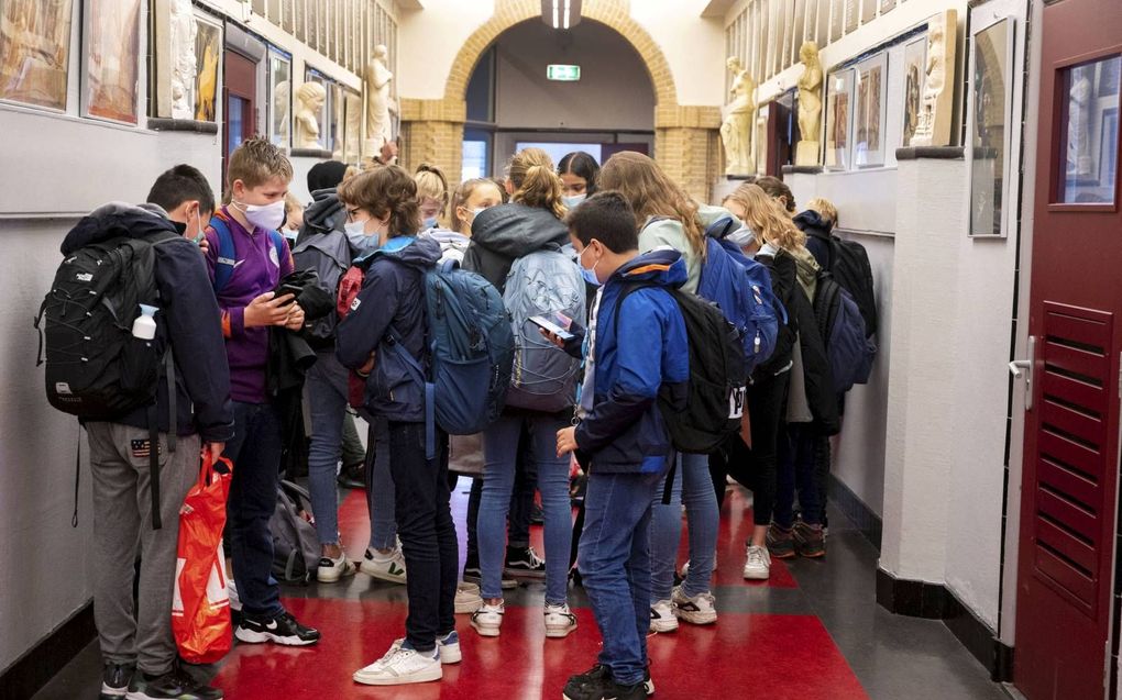 Scholen kampen door corona met een hoger uitvalpercentage onder leerkrachten. Vervanging vinden is niet altijd eenvoudig. beeld ANP, Evert Elzinga