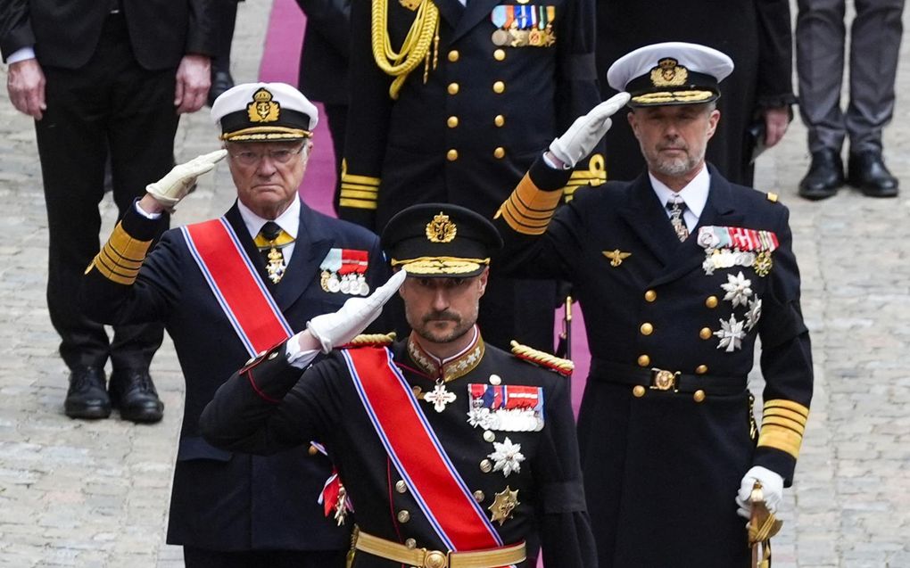 Rouwstoet koning Harald aangekomen bij fort Akershus