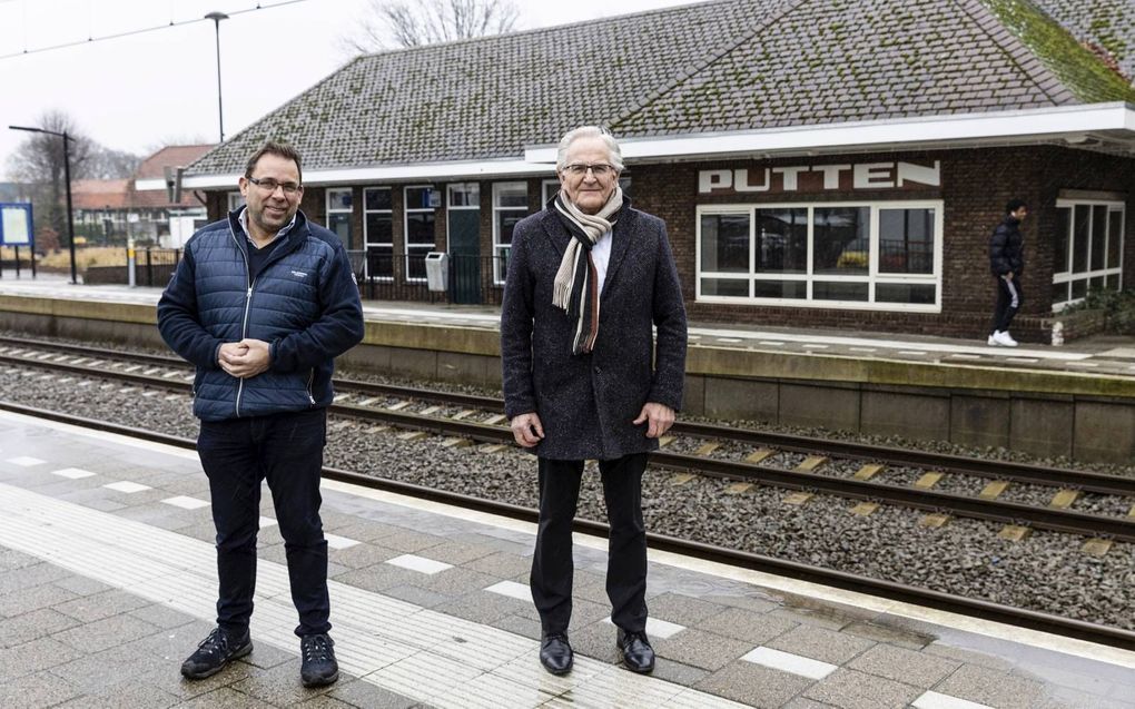 Putten op de bres voor station
