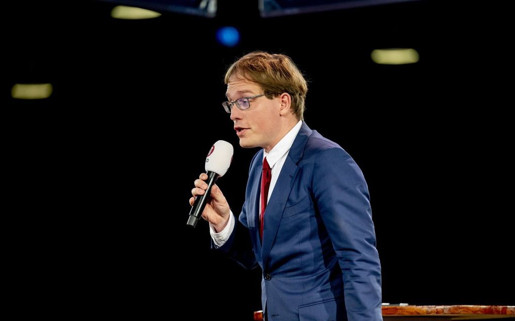 OM start onderzoek FVD’er Van Houwelingen om afbeelding nazivlag