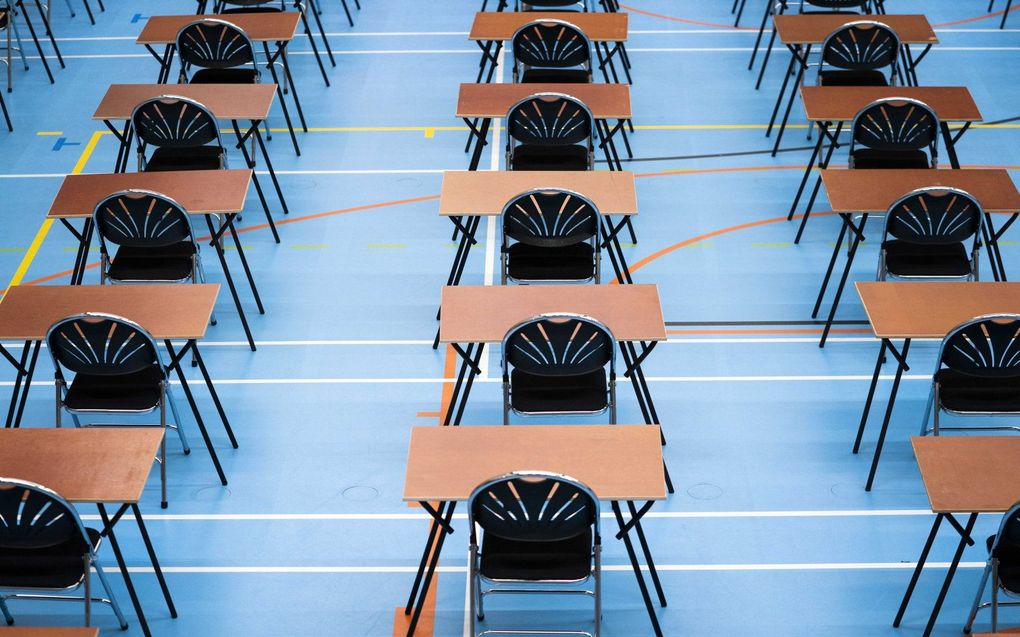 Centrale Examens Beginnen Voor Duizenden Scholieren