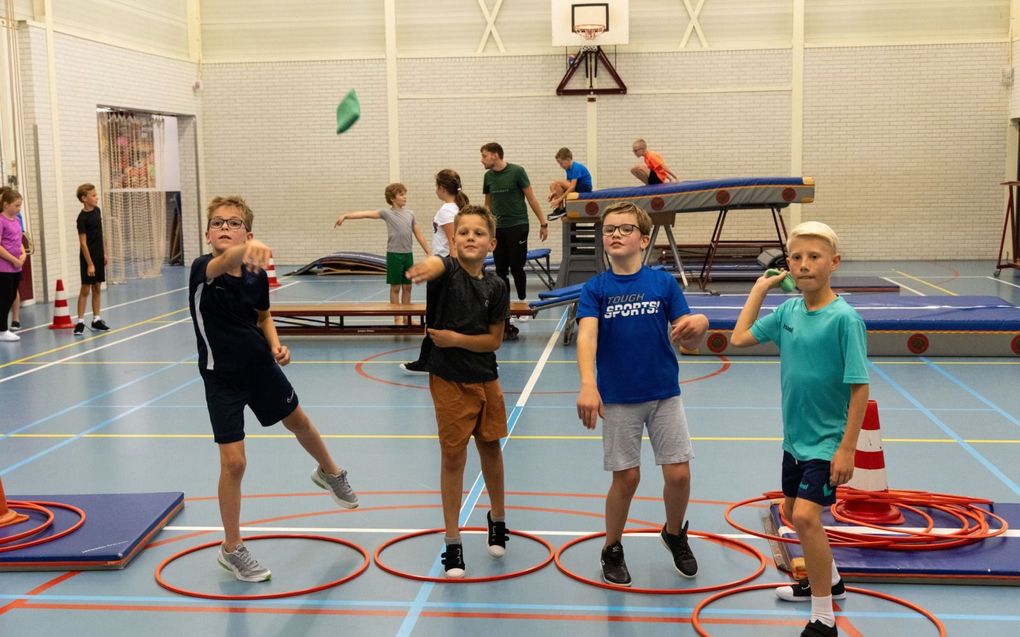 Geen zaal, geen docent, geen tijd: twee uur gym op basisschool bijna ...