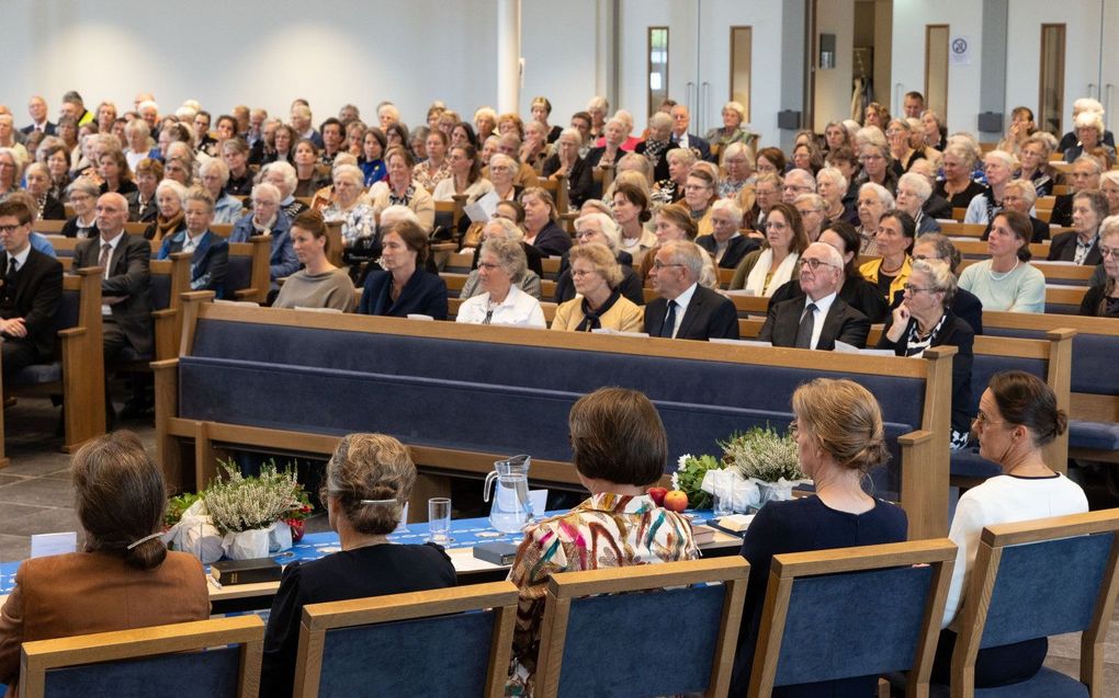 Ds Van Der Toorn Hhk Ds. Van der Bas op vrouwenbondsdag HHK: Petrus als apostel van de hoop