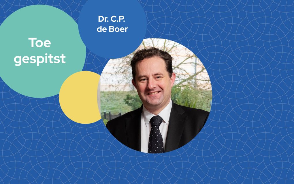 Knielen voor of met Maria?