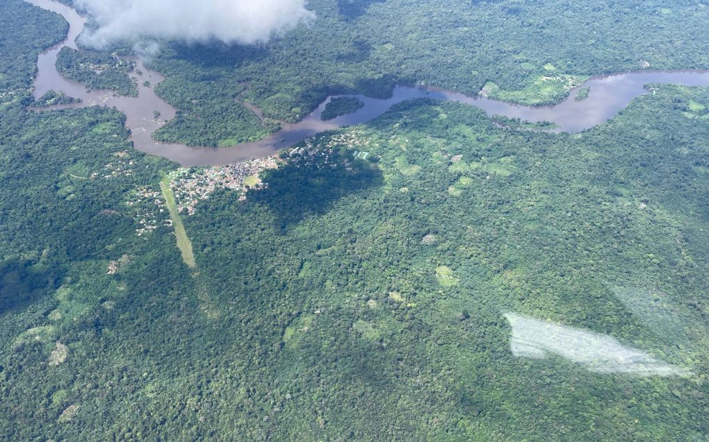 Het Leven In Het Binnenland Van Suriname Is Rustig Maar Kent Ook