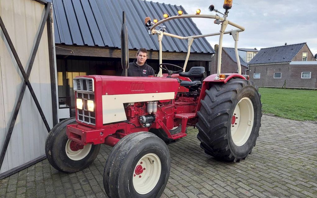 Hendrik Leijdens kocht in 2019 een International 633 uit 1982 en restaureerde deze trekker. beeld familie Leijdens
